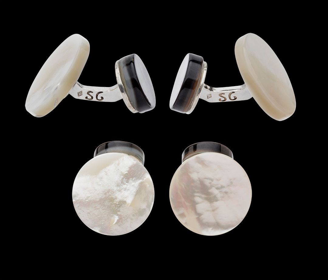 Asymmetrical Cabochon eclipse cufflinks in mother-of-pearl, grey mother-of-pearl and silver links
