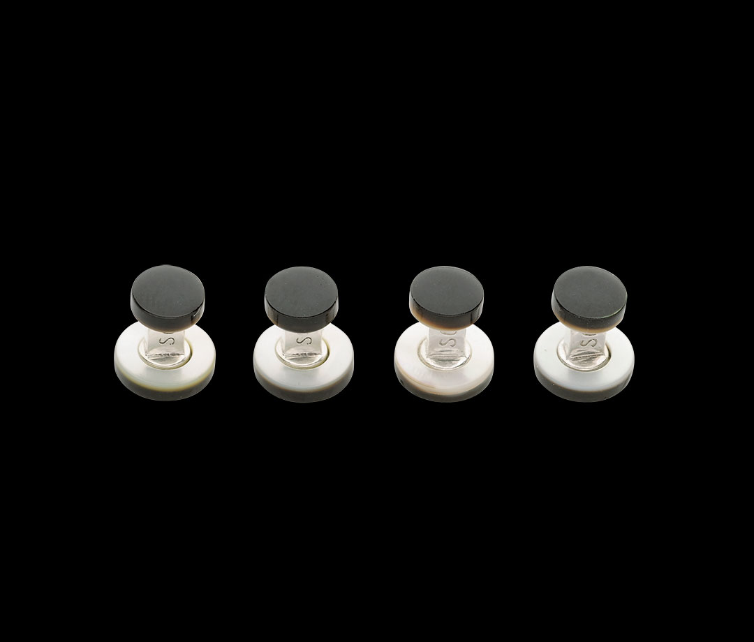 Cabochon breastplate buttons