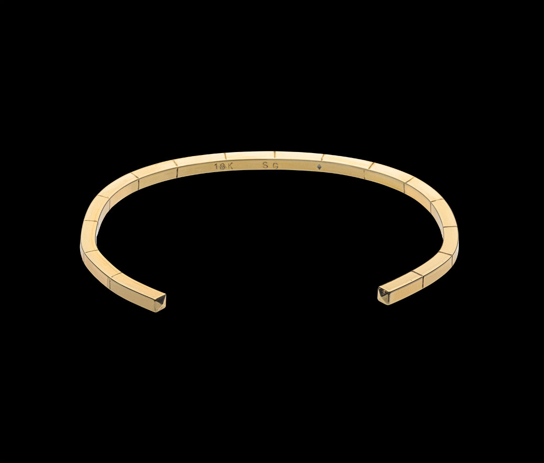 18k gold square day bracelet